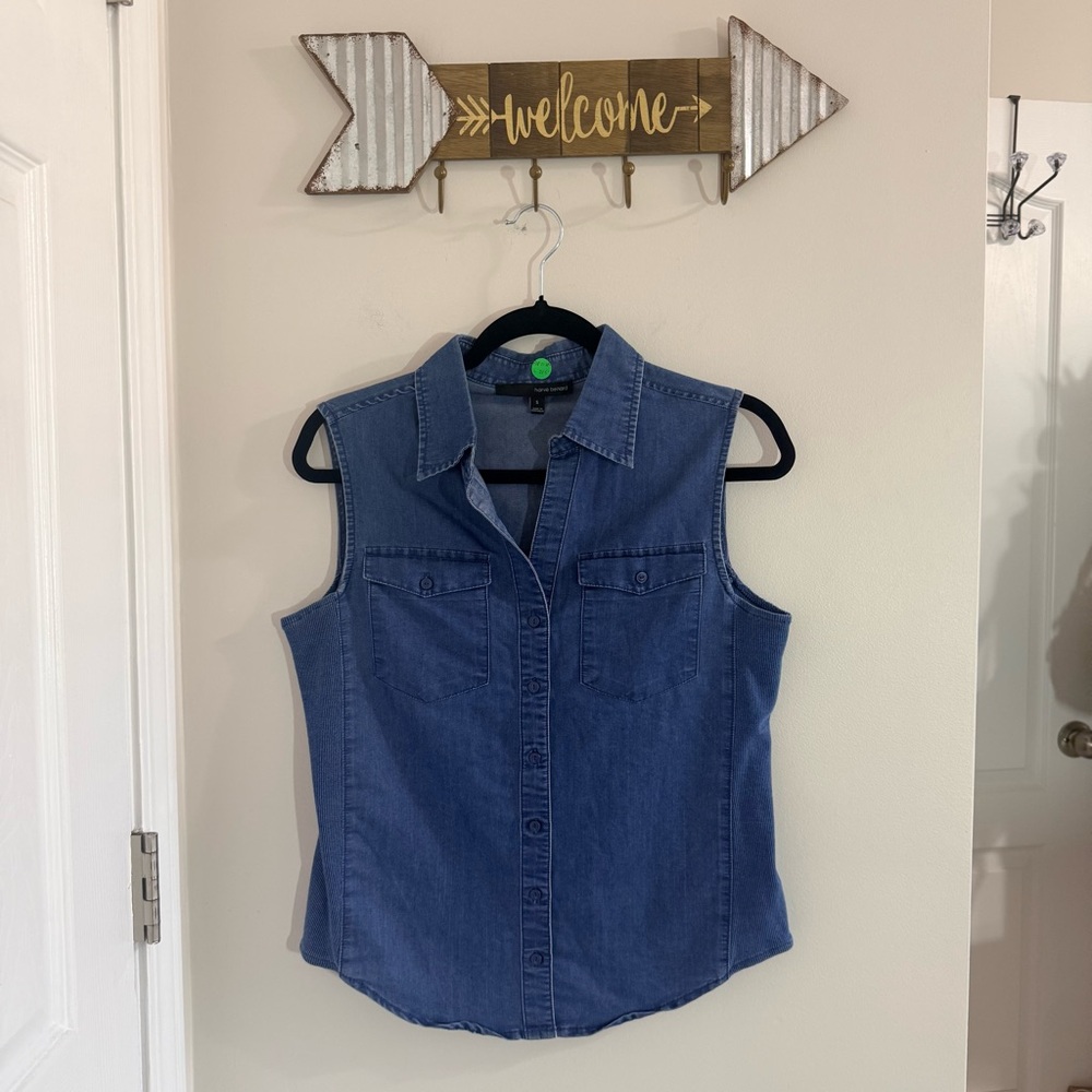 Harve Bernard Sleeveless Denim Button-Front Shirt - Blue Size Small